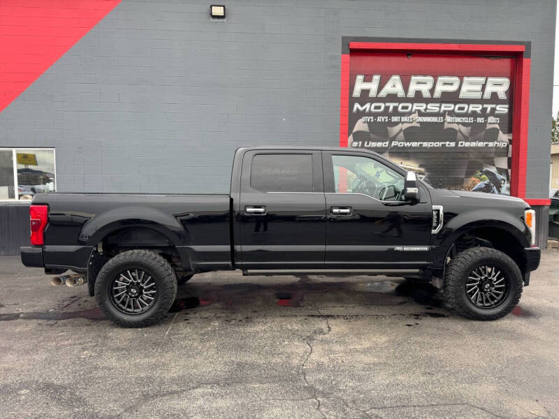 2017 Ford F-350 Super Duty Platinum