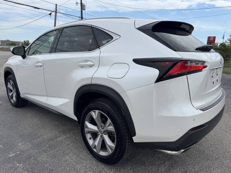2017 Lexus NX 200t