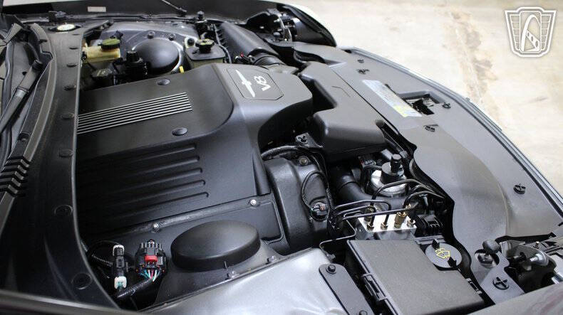 2003 Ford Thunderbird