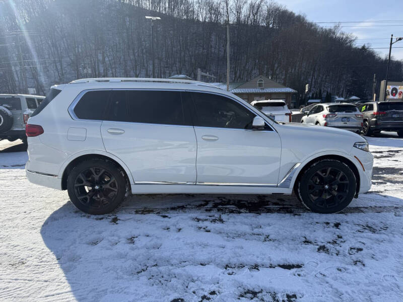 2022 BMW X7 xDrive40i