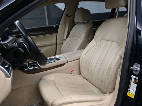 2018 BMW 7 Series 740i