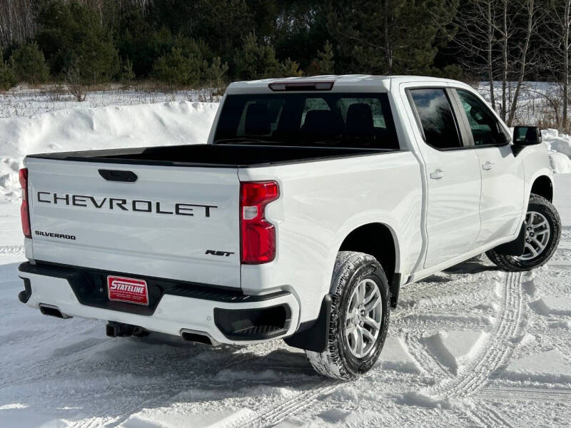 Used 2022 Chevrolet Silverado 1500 Limited RST with VIN 1GCUYEED5NZ102982 for sale in Iron River, MI