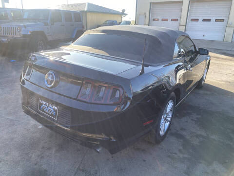 2013 Ford Mustang V6