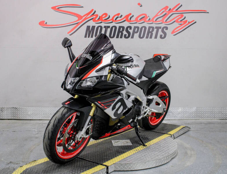 2019 Aprilia RSV4