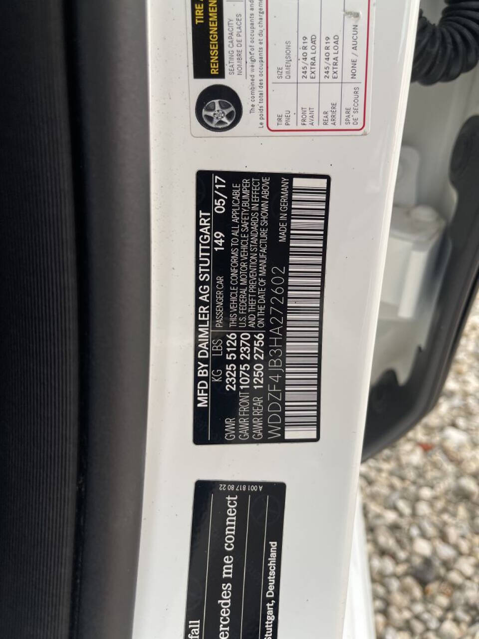 Off white 2017 Mercedes-Benz E-Class E 300 E 300 4dr Sedan 17