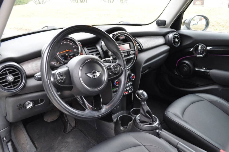 2016 MINI Hardtop 4 Door Cooper