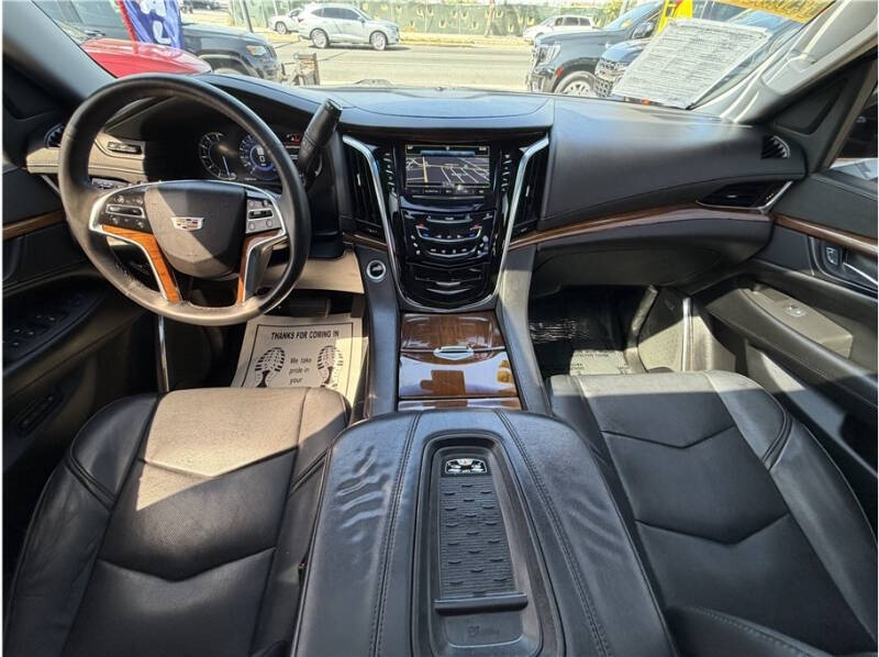 2017 Cadillac Escalade Premium Luxury