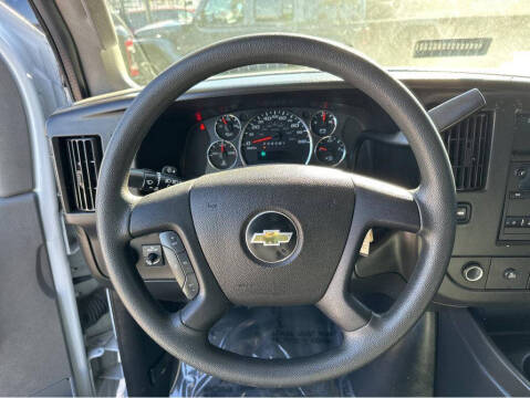 2020 Chevrolet Express 2500