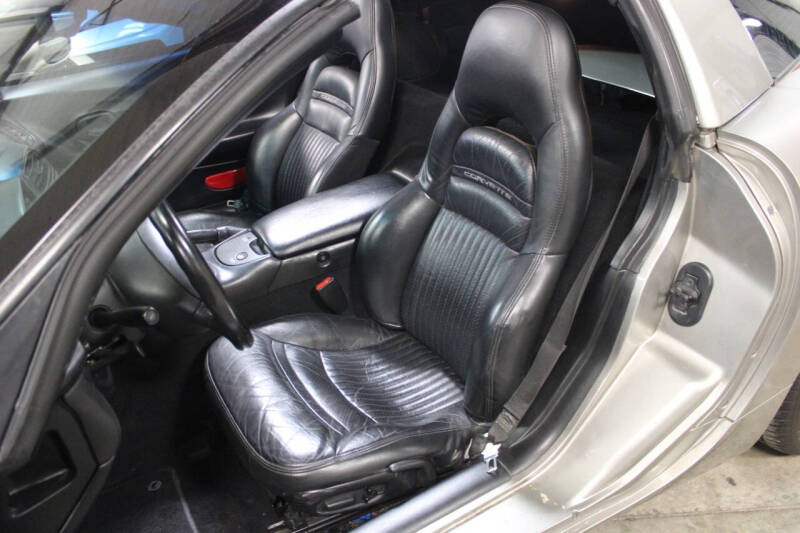 2001 Chevrolet Corvette