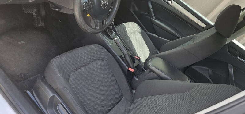 2014 Volkswagen Passat 2.5L Wolfsburg Edition PZEV