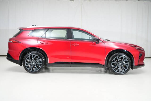 2025 Toyota Crown Signia Limited