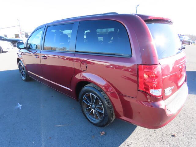 2018 Dodge Grand Caravan for sale at Modern Automotive Group LLC in Lafayette, TN