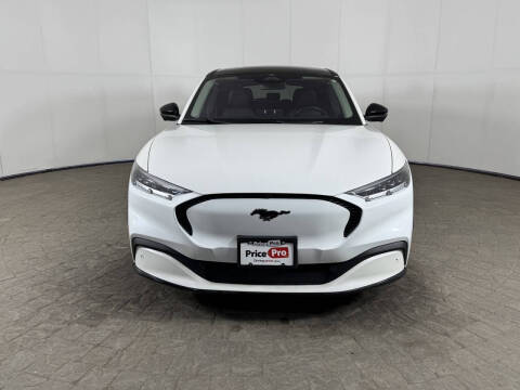 2022 Ford Mustang Mach-E California Route 1