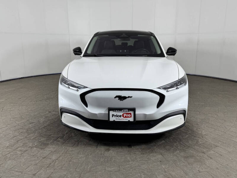 2022 Ford Mustang Mach-E California Route 1