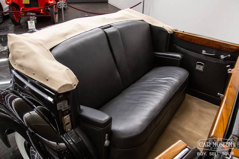 1937 Cadillac Series 85