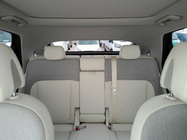 2024 Genesis GV60 Standard