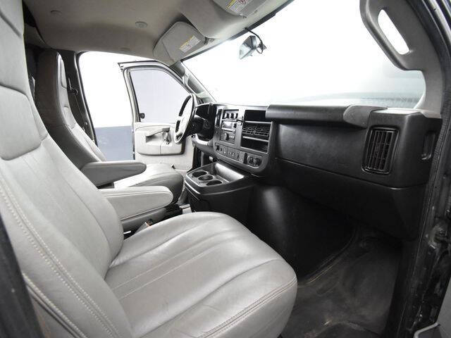 2018 GMC Savana 2500