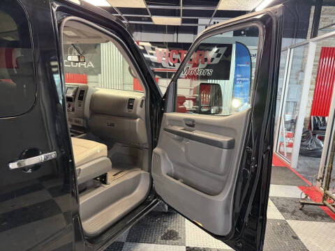2016 Nissan NV 3500 HD SL