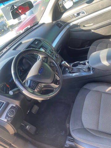 2017 Ford Explorer XLT