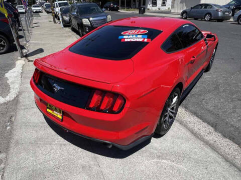 2017 Ford Mustang EcoBoost Premium