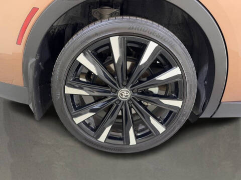 2025 Toyota Crown Platinum