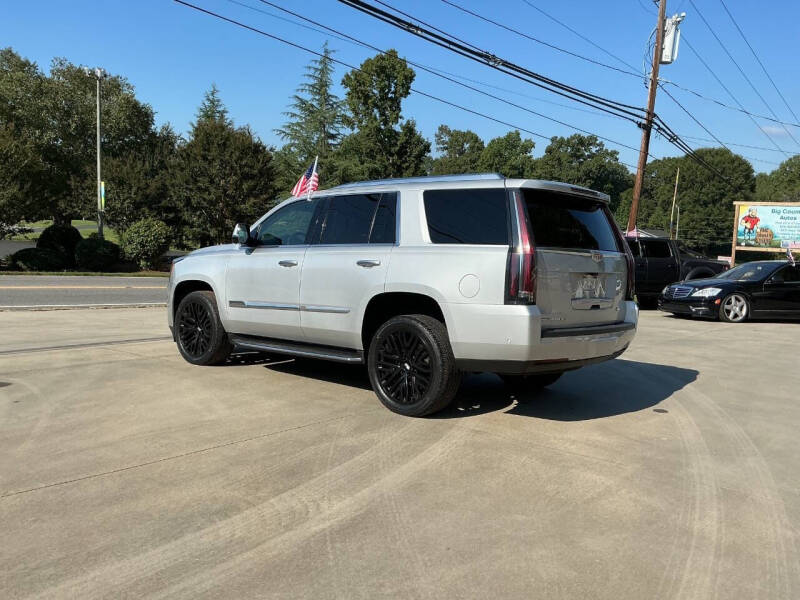 2019 Cadillac Escalade Luxury