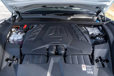 2025 Porsche Cayenne GTS Coupe