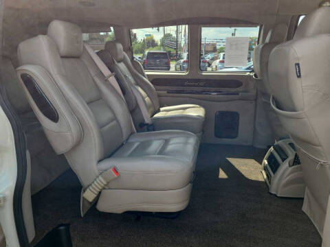 2019 GMC Savana 2500