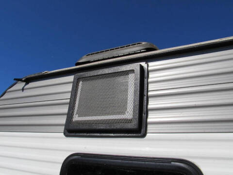 2024 Coleman CM17r24