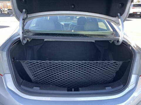 2017 Chevrolet Cruze LS Manual