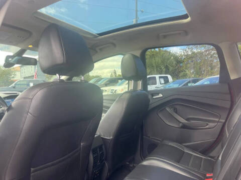 2017 Ford C-MAX Hybrid Titanium