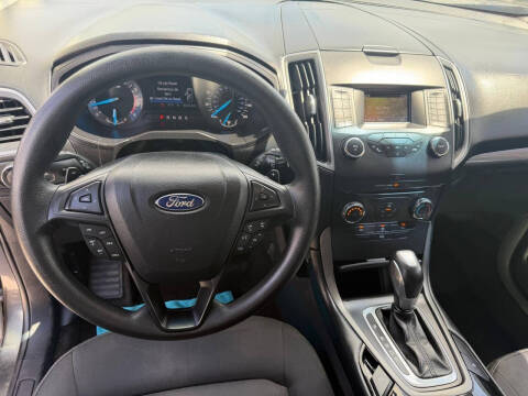 2017 Ford Edge SE