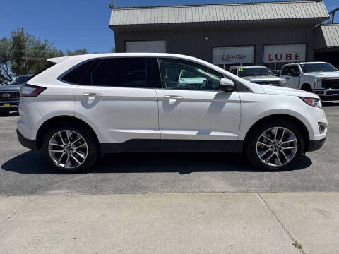 2017 Ford Edge Titanium