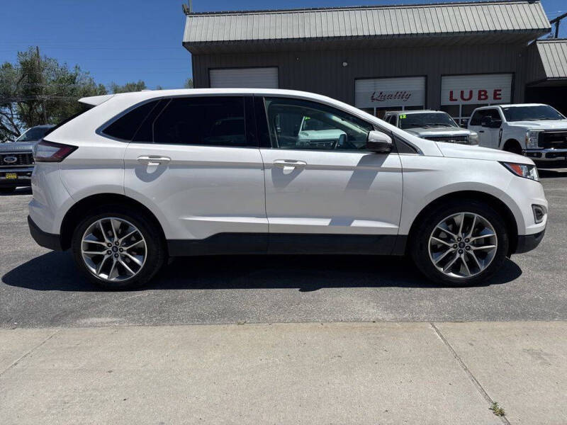 2017 Ford Edge Titanium