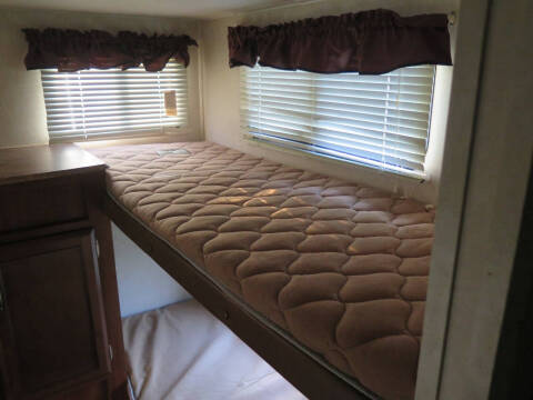 2013 Forest River Coachmen Freedom