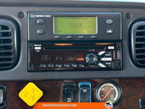 2018 Freightliner M2 106