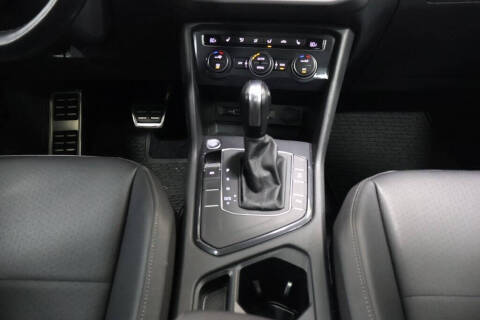 2020 Volkswagen Tiguan SE R-Line Black