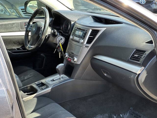 2013 Subaru Outback 2.5i Premium