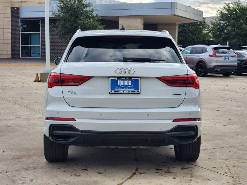 2022 Audi Q3 quattro S line Prem Plus 45 TFSI