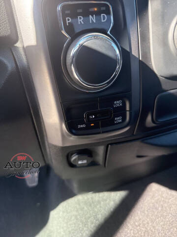 2024 RAM 1500 Classic SLT