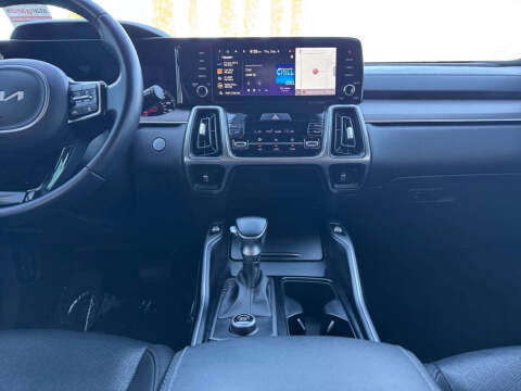 2023 Kia Sorento EX