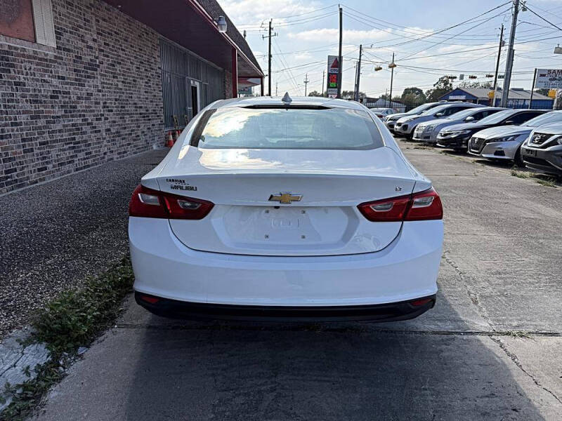 2017 Chevrolet Malibu LT