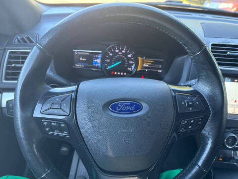 2017 Ford Explorer XLT