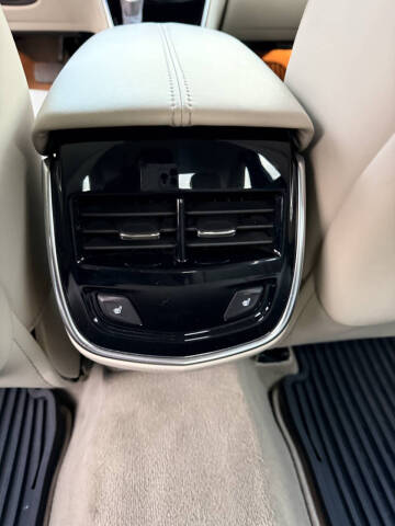 2014 Cadillac XTS Luxury Collection