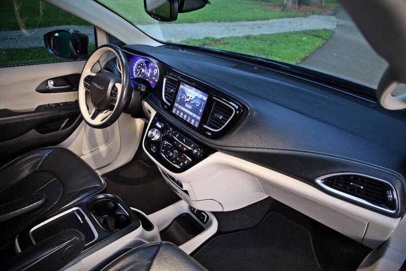 2020 Chrysler Pacifica Limited