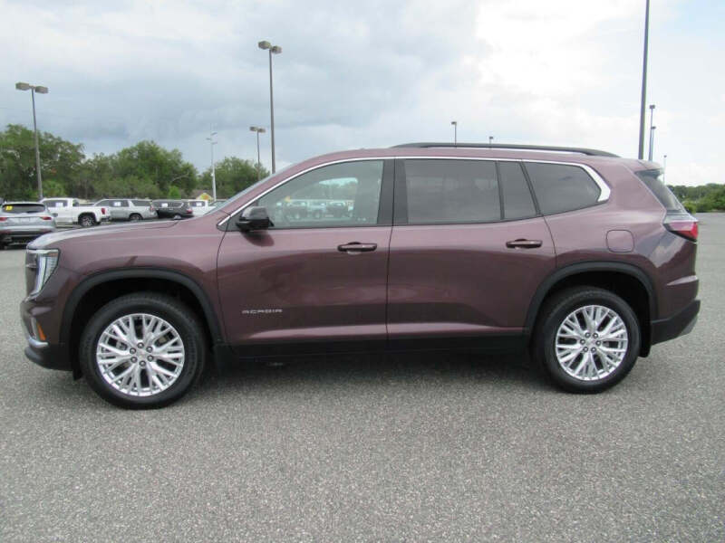 2024 GMC Acadia Elevation