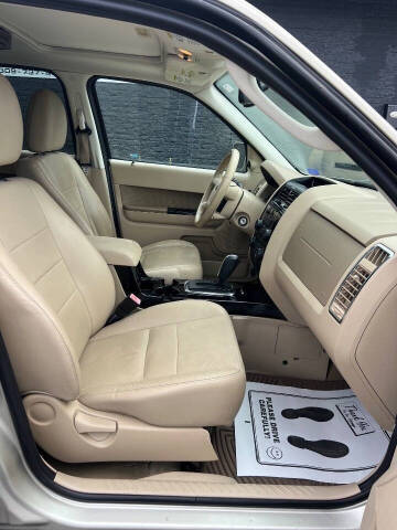 2011 Ford Escape Limited