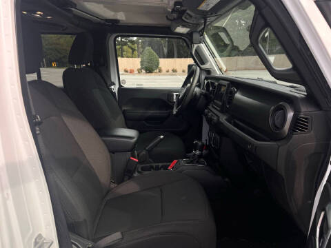 2023 Jeep Gladiator Sport