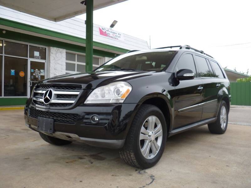 2008 Mercedes-Benz GL-Class for sale at Auto Outlet Inc. in Houston TX