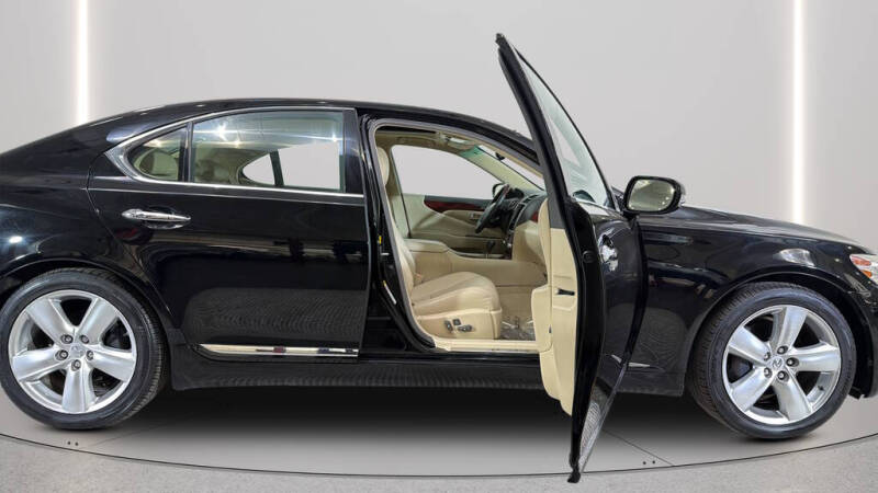 2011 Lexus LS 460